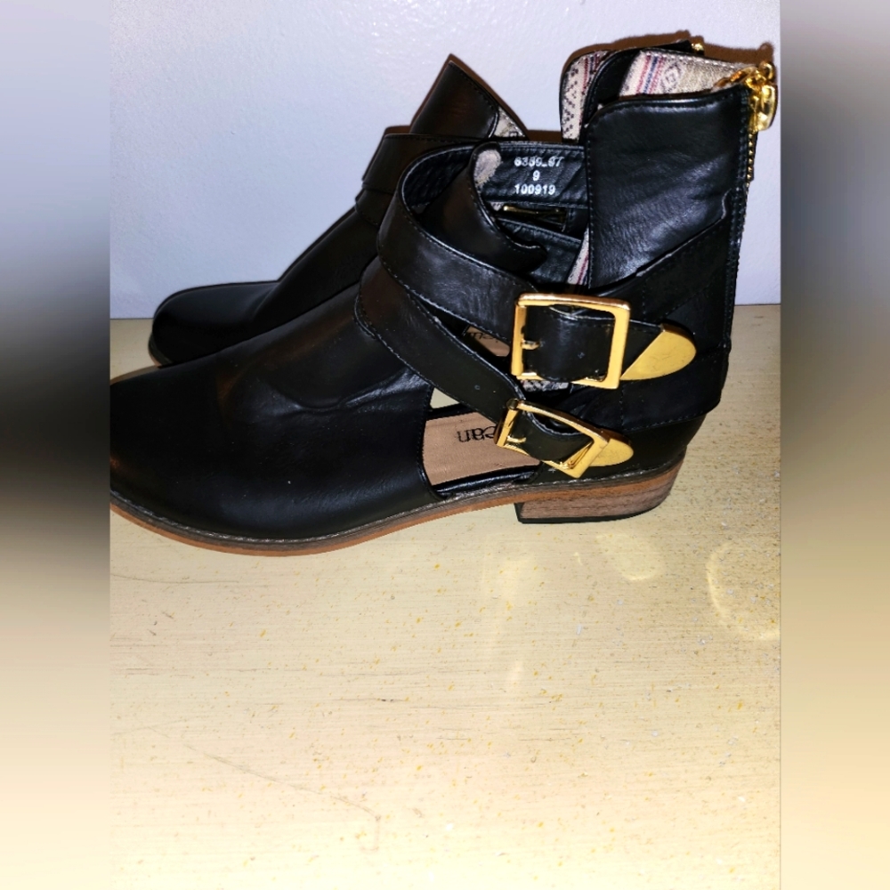 Cathy Jean Double Buckle Booties